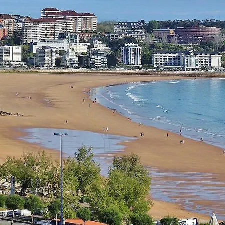 Nyaraló Bajo Con Terraza A 5 Min De La Playa Santender
