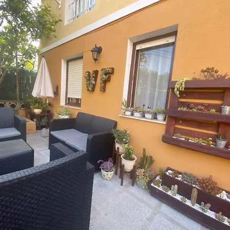 Holiday home Bajo Con Terraza A 5 Min De La Playa Santander