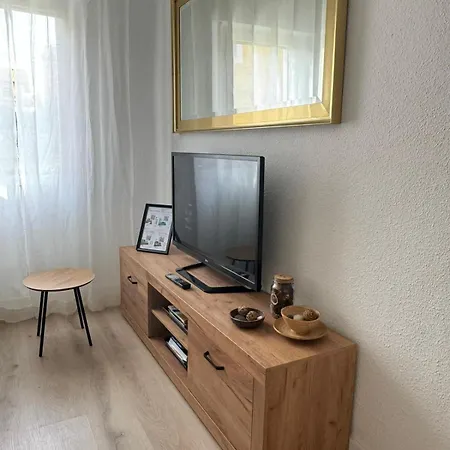 Holiday home Bajo Con Terraza A 5 Min De La Playa Santander