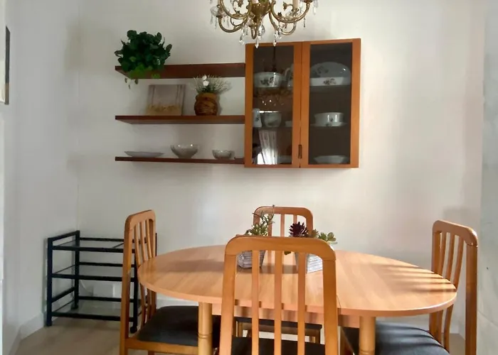 Bajo Con Terraza A 5 Min De La Playa Holiday home