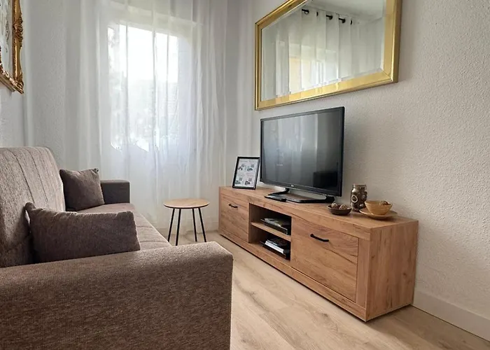 Holiday home Bajo Con Terraza A 5 Min De La Playa