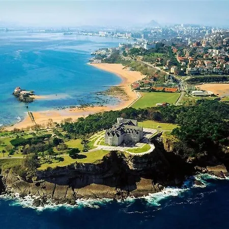 Bajo Con Terraza A 5 Min De La Playa * Santander
