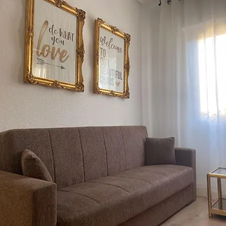 Bajo Con Terraza A 5 Min De La Playa Prázdninový dům