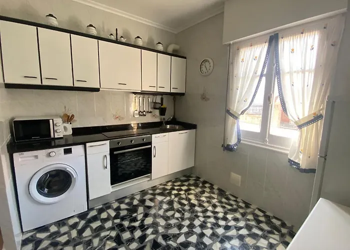 Bajo Con Terraza A 5 Min De La Playa Santander